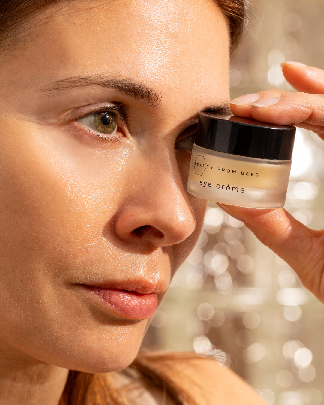Why Eye Crème Matters More Than You Think