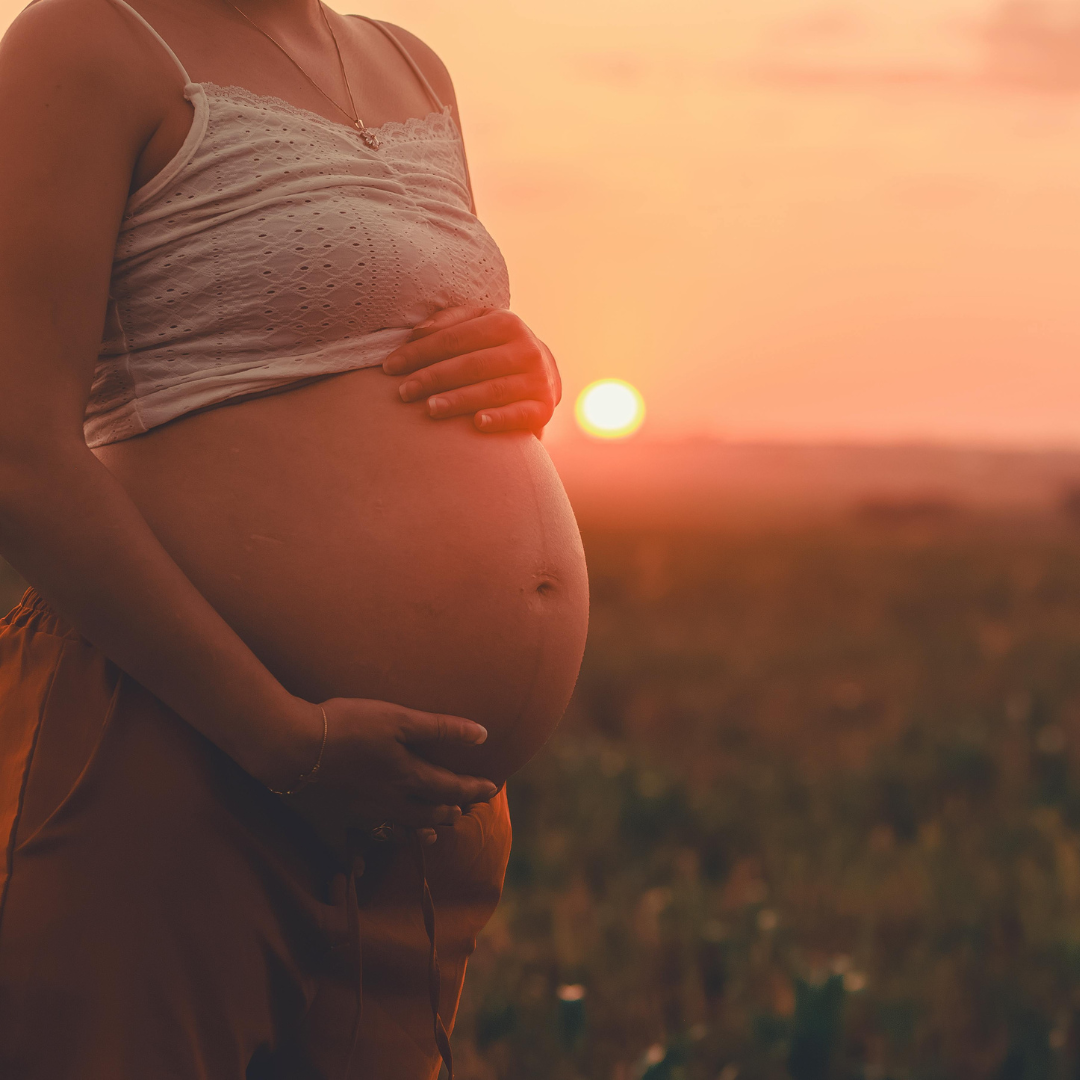 The Clean Beauty Guide for Expecting Moms